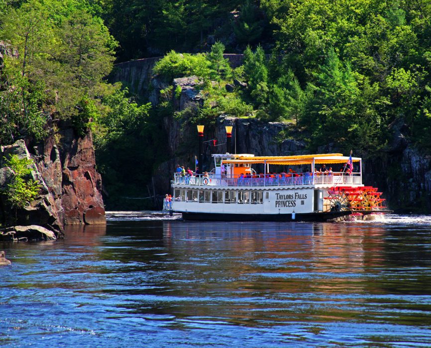 Taylors Falls Scenic Boat Tours Boat Tours St. Croix River, MN